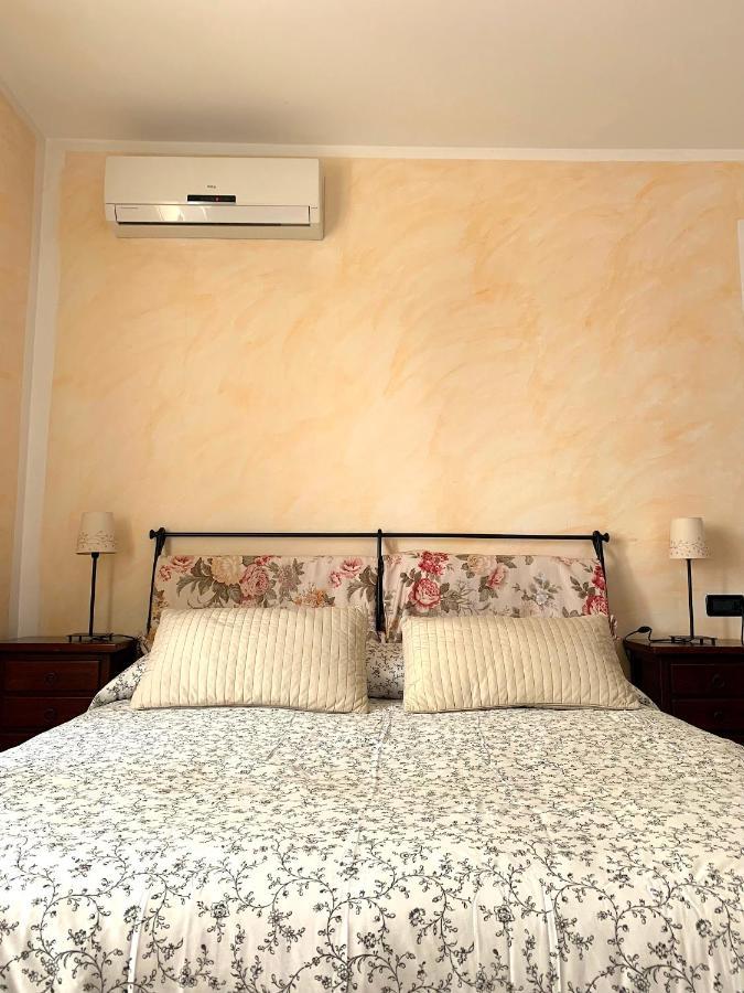 Appartamenti Villa Lina Desenzano del Garda Eksteriør bilde