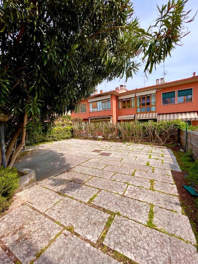Appartamenti Villa Lina Desenzano del Garda Eksteriør bilde