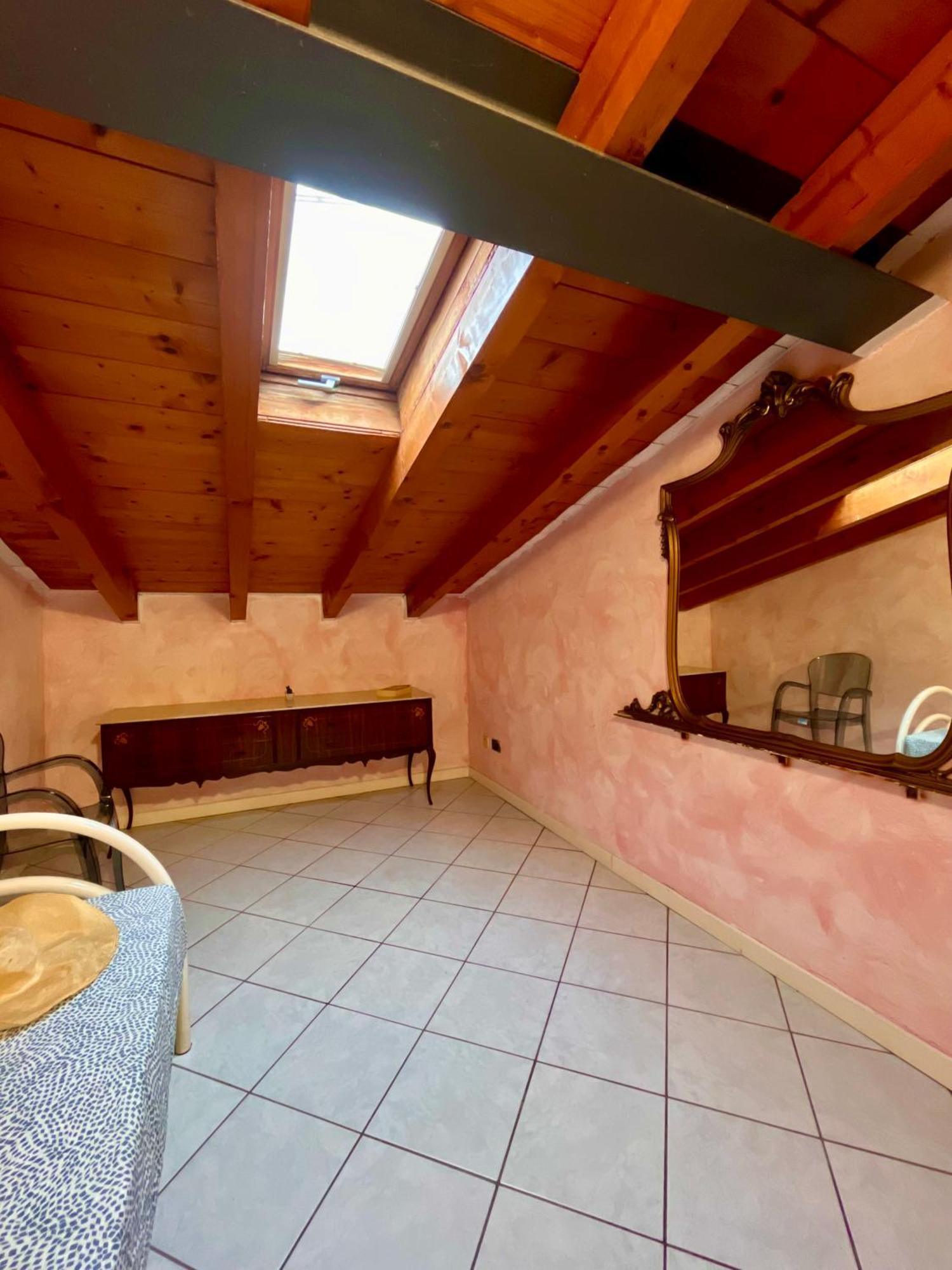Appartamenti Villa Lina Desenzano del Garda Eksteriør bilde