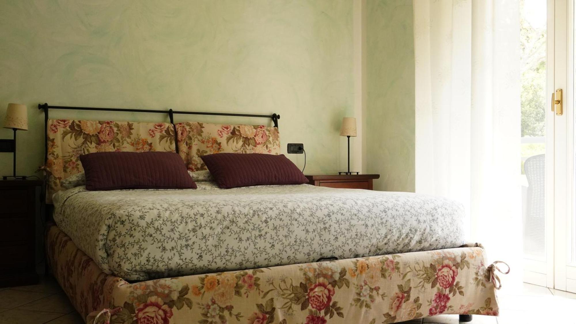 Appartamenti Villa Lina Desenzano del Garda Eksteriør bilde